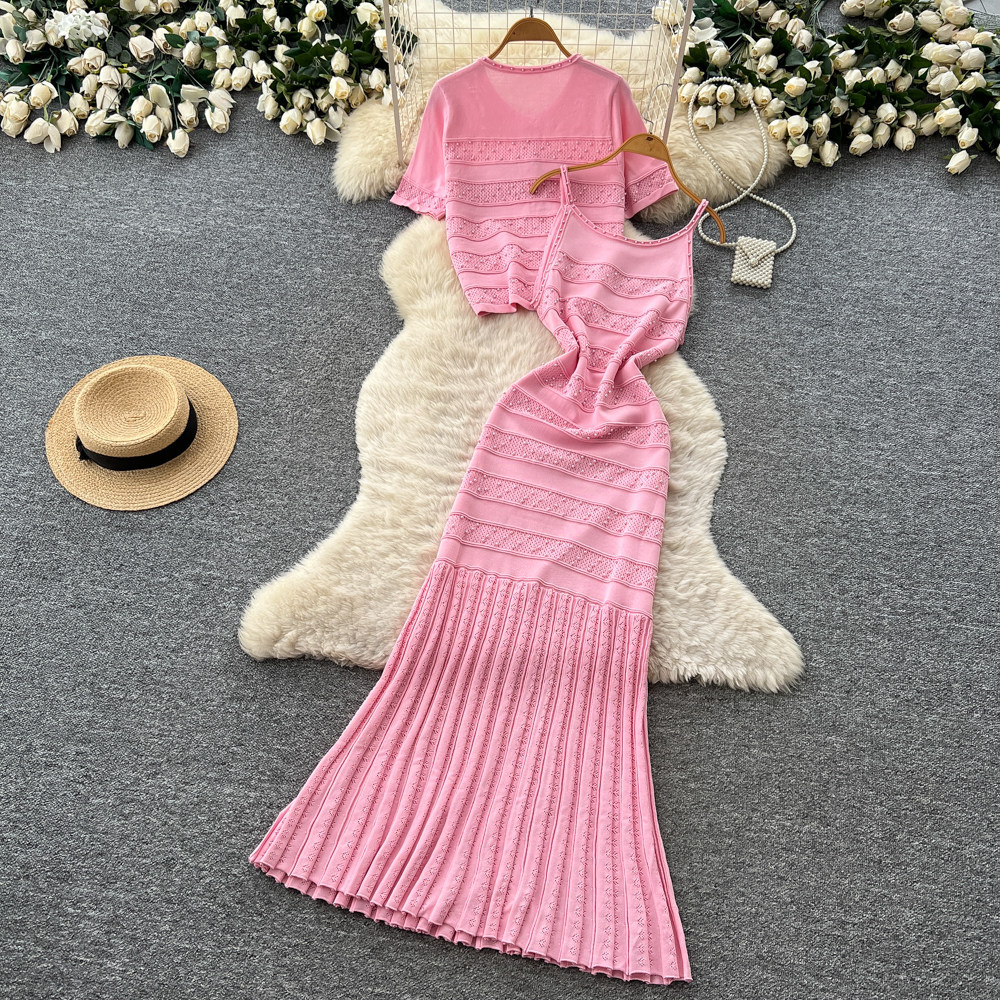 Women's Soft Pink Knit Two Piece Set Slim Fit Waist Cinching Fishtail Skirt Suit for Summer_ecoleips.com