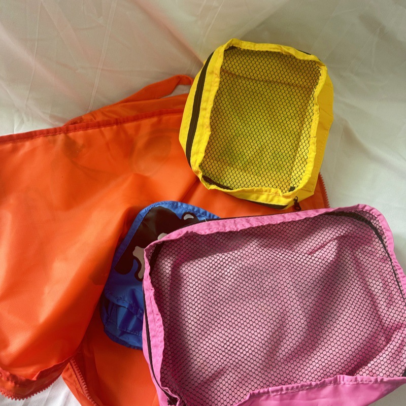 Spot bolsa de almacenamiento de viaje Snoopy japonesa de 4 piezas, equipaje, ropa, zapatos, paquete de almacenamiento, lindo