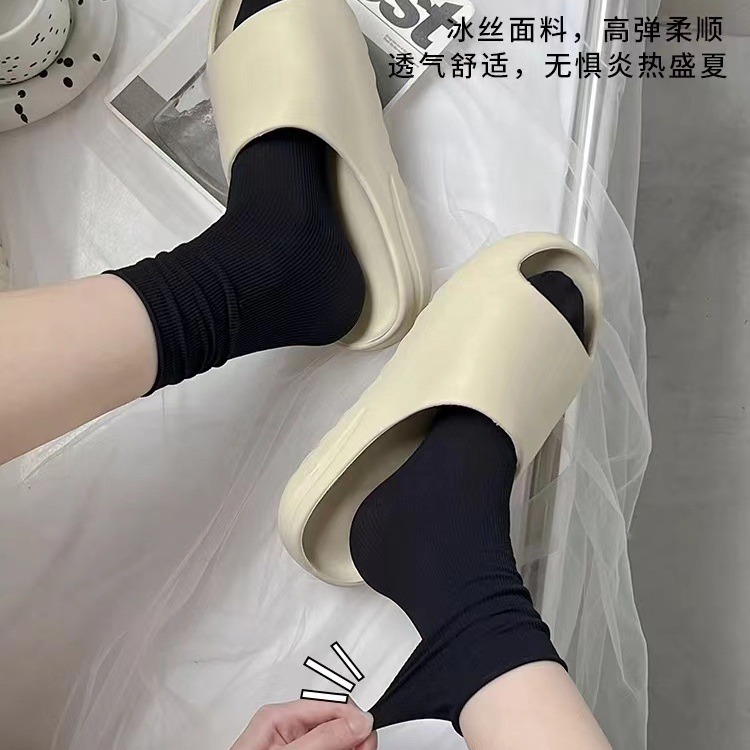 Socks Women's Spring and Summer Breathable Sweat-Absorbing Velvet Ice Ice Socks Japanese Style Simple Soft Waxy Mid-Tube Stacked Socks Bone-Free Socks