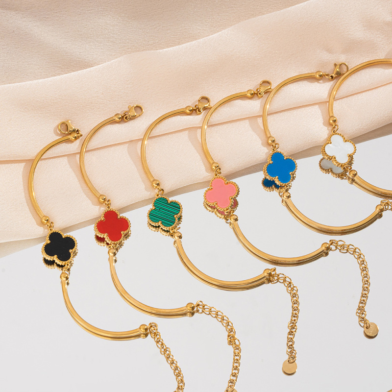 Cross-border Bracelet Light Luxury High-end Lucky Four-leaf Clover Bracelet Color-free Women's Simple Fashion Gold Bracelet Bracelet Jewelry