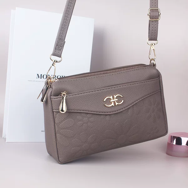Middle-Aged Mom Bag Women's 2026 New Model Soft Leather Shoulder Crossbody Bag Multi-Layer Shopping Wallet Wholesale