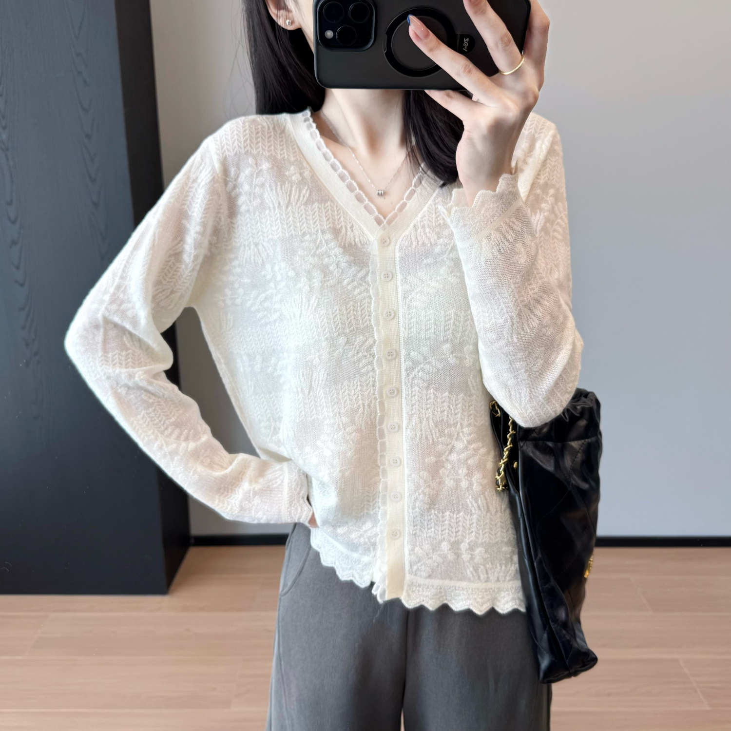 So Beautiful! Embossed Jacquard Elegant Lady Style Organza Wool Knitted Cardigan for Women Autumn G091307