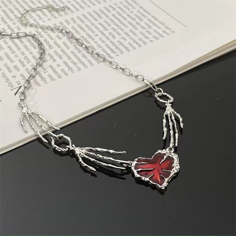 Heart Shape Pattern Hip-hop Retro Heart Shape Alloy Wholesale Pendant Necklace