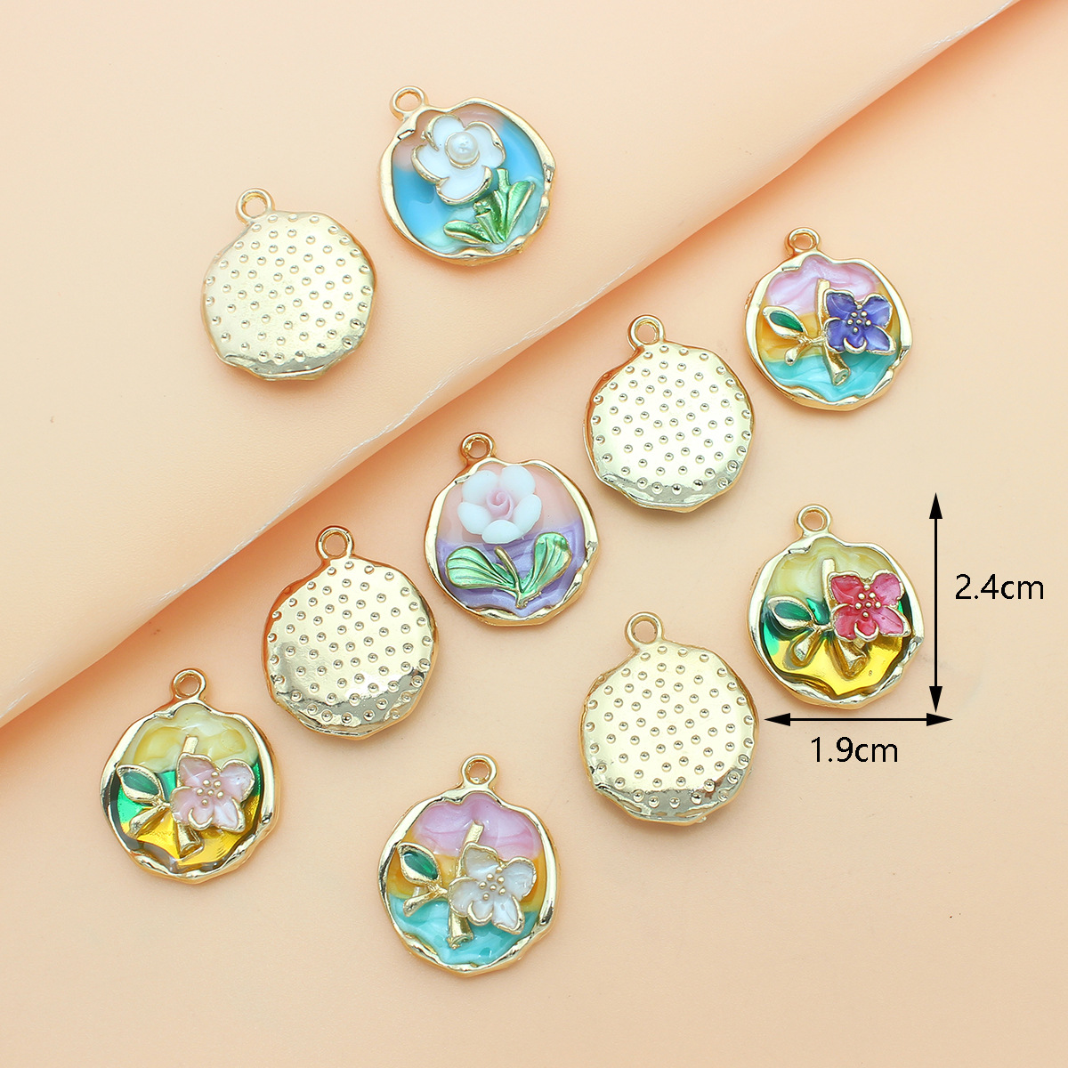 28g Weight Pendant Jewelry Making Type DIY Jewelry Accessories Classification 10 PCS/Package Quantity Alloy Material Flower Pattern Enamel Design Vintage Style, Simple Style Style 10 PCS/Package Alloy Flower Pendant 1