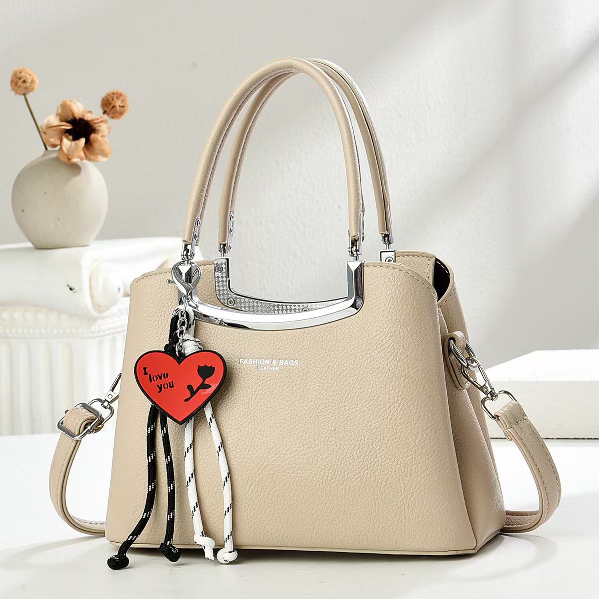 Fabricantes de bolsos de mensajero de un solo hombro de todo fósforo, bolsos de gran capacidad con sentido de alta gama, bolsos de moda, bolsos de mujer de mediana edad, bolsos de madre de mediana edad, atmósfera