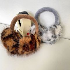 女性用冬用暖かいイヤーマフ、模造キツネの毛皮のヒョウ柄イヤーマフ、冬用ぬいぐるみイヤーウォーマー、不凍液耳保護、折りたたみ式イヤーバッグ