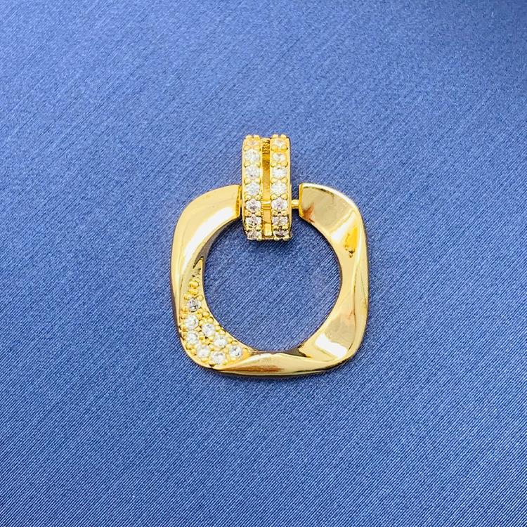 2022 nuevo trébol giratorio simple cien colgante fuente joyería fábrica al por mayor directa sin cadena