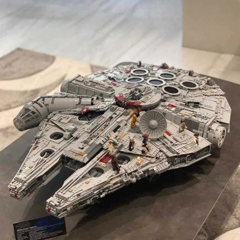ミレニアムファルコンスターウォーズシリーズ大型組み立て高難易度積み木おもちゃ男の子と互換性があります。|undefined
