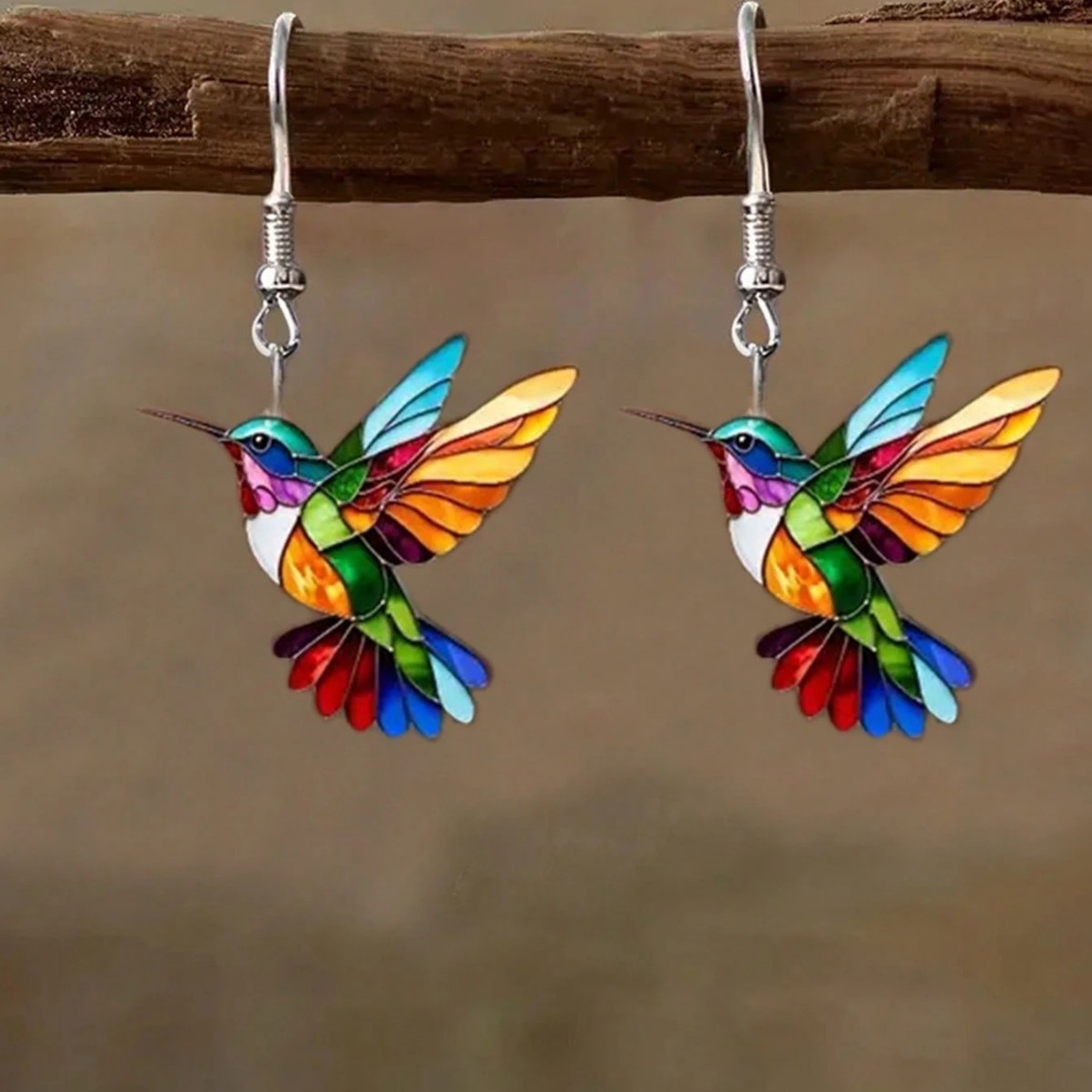 In-Stock Cross-Border European and American Acrylic Hummingbird Women's Earrings - Colorful - New Year, Easter, and Valentine's Day