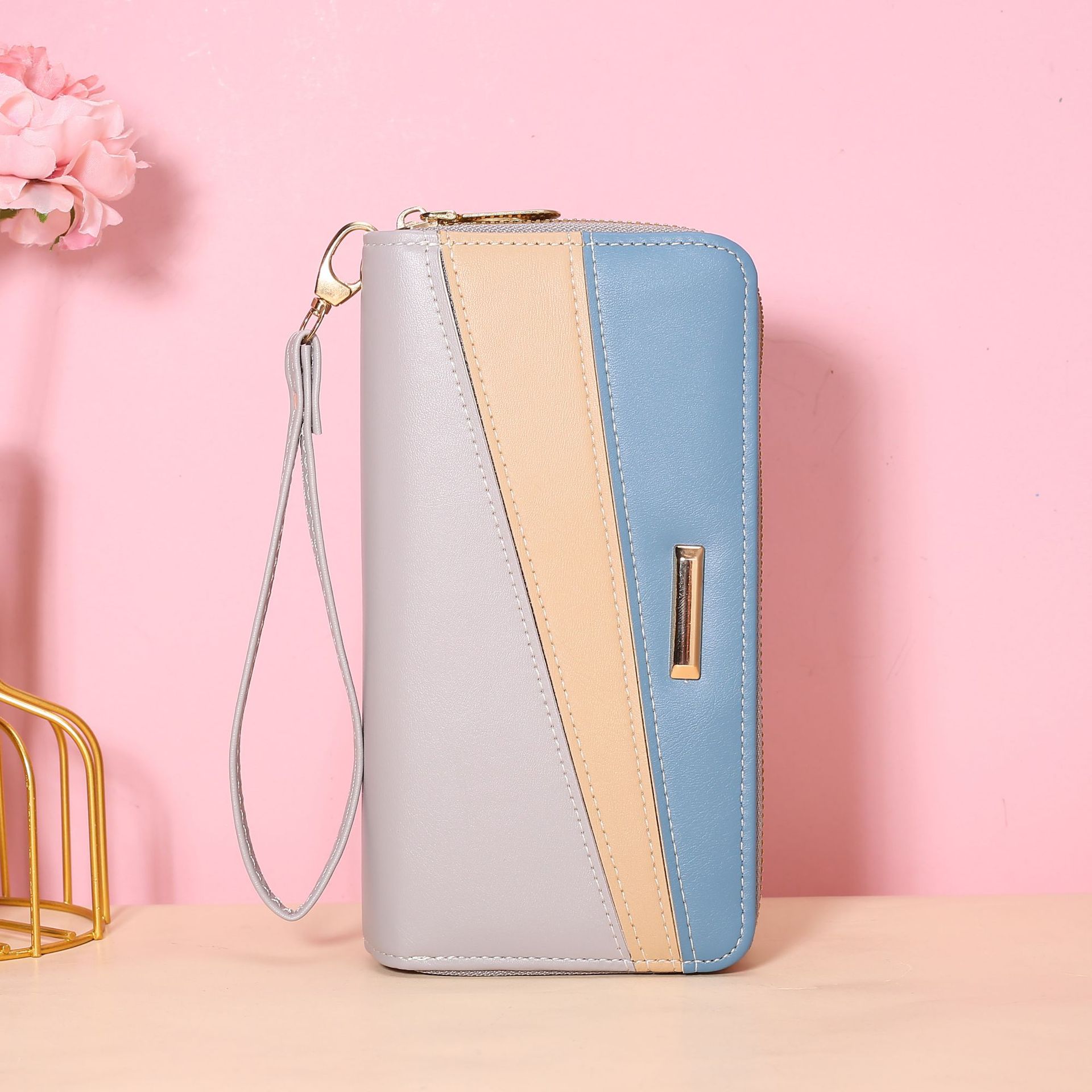 Women'S Gender Elegant Style Square Shape Women's Color Block Pu Leather Zipper Wallets