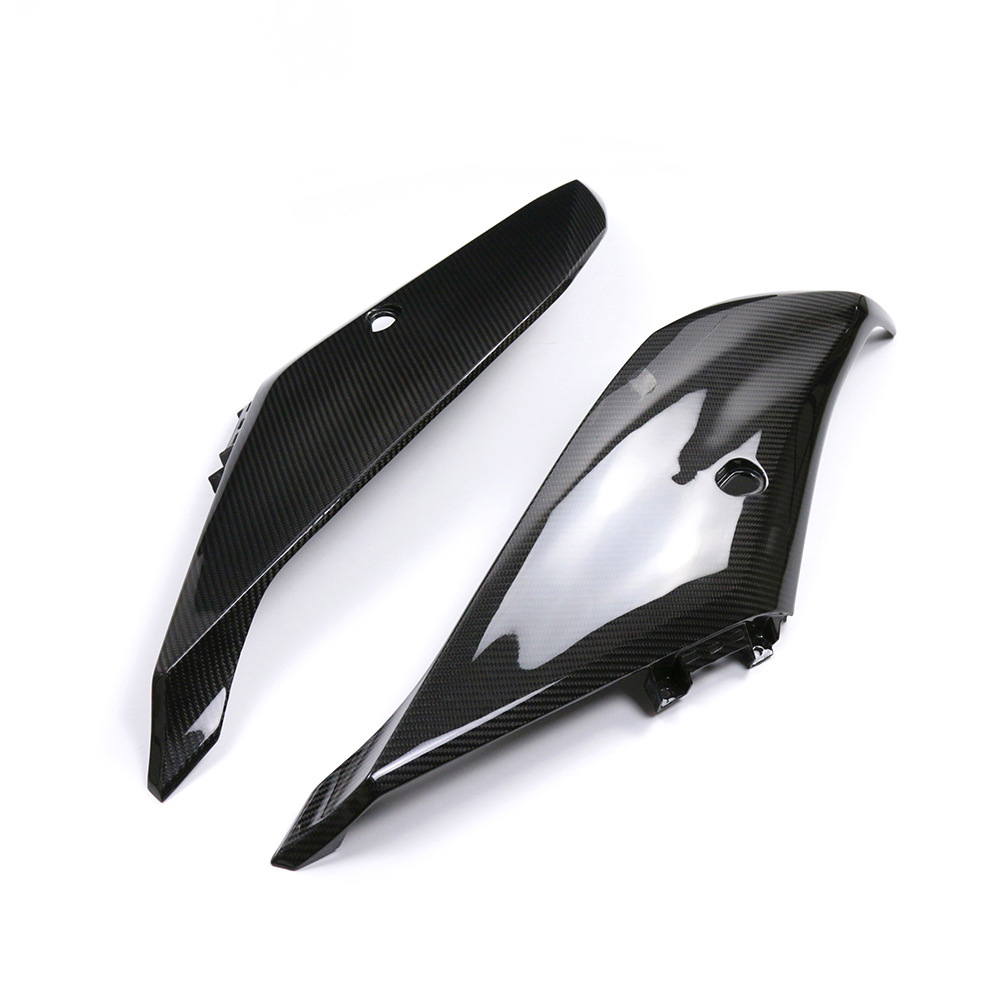 Suitable for new YAMAHA YAMAHA R3 front big side plate carbon fiber shell motorcycle accessories fairing