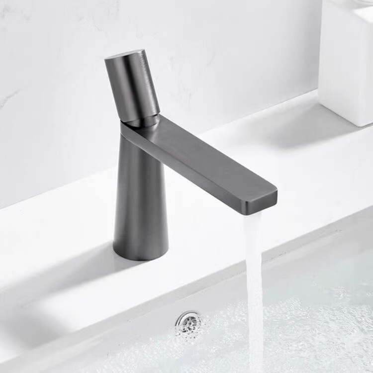 All-Copper Simple Basin Faucet Hot and Cold Bathroom Cabinet Balcony Toilet Countertop Basin Washbasin All-Copper Simple Basin Faucet Hot and Cold Bathroom Cabinet Balcony Toilet Countertop Basin Washbasin