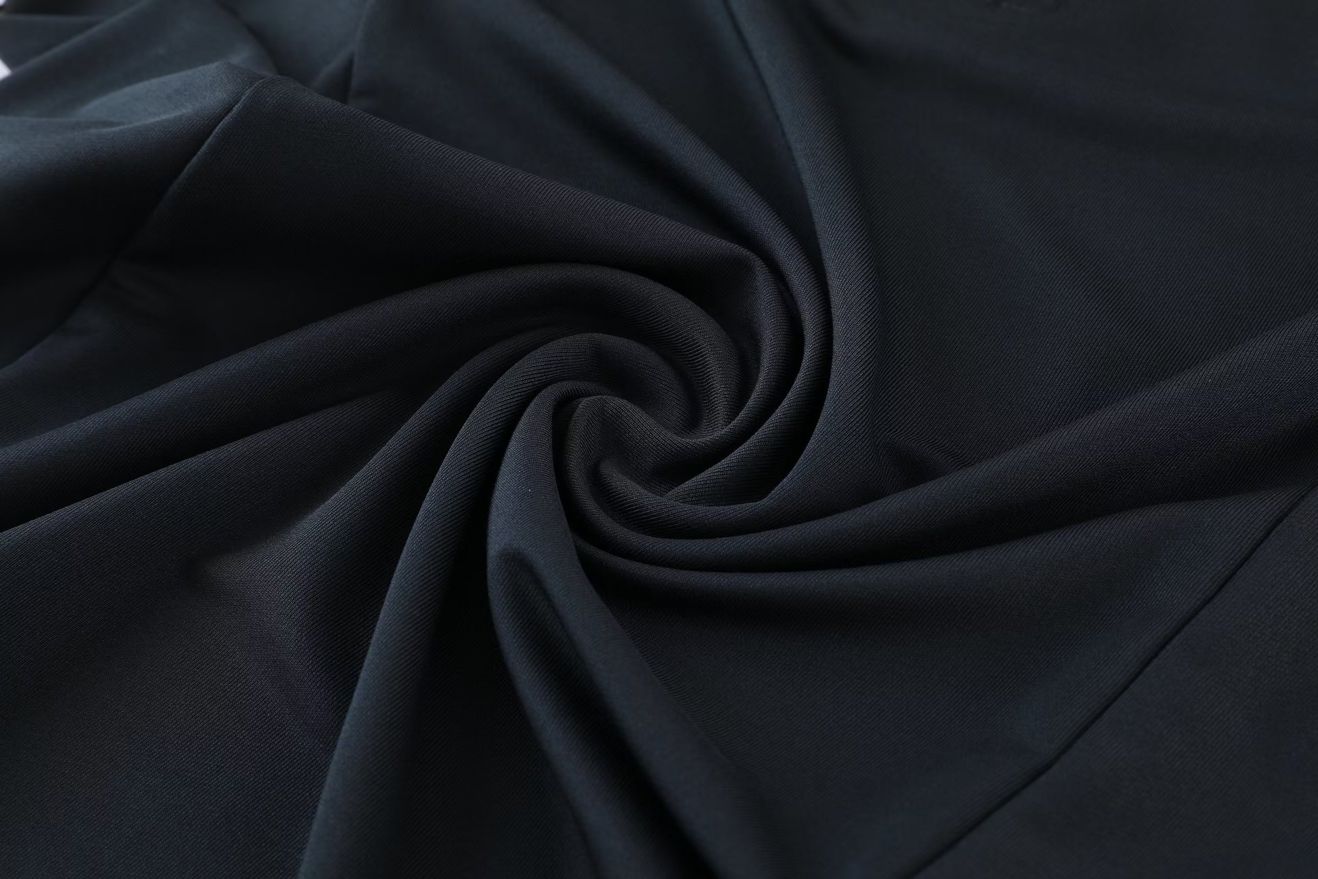 O1CN015sQad01WHxbK3JS6h_!!2210940782764-0-cib.jpg?__r__=1693794566656