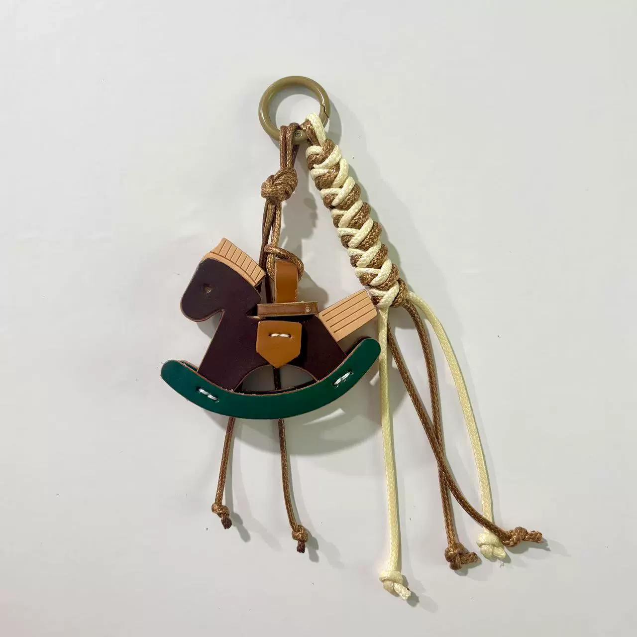 Оптовая продажа новых качалок лошадь подвеска милый декоративный pu женская сумка подвеска автомобильная подвеска пони подвеска