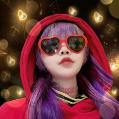 新しい二次元TikTok風ラブハートサングラス、ファッショナブルで高級感のあるインターネットセレブ写真撮影用、個性的でクリエイティブなサングラス
