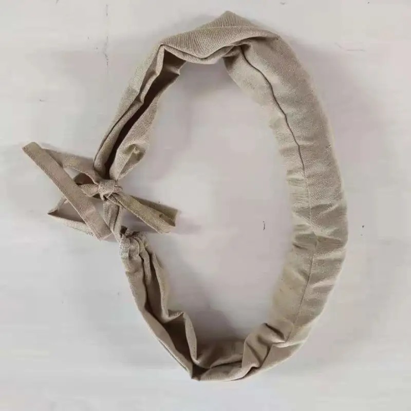 흙빛 노란색 건조 곡물 가방