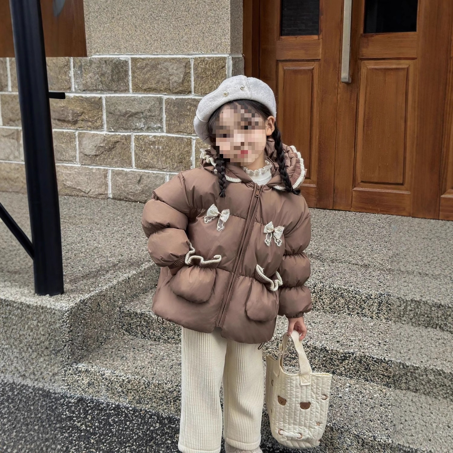 新款儿童羽绒服女童修身女宝洋气蝴蝶结小童冬季女宝时尚防寒外套