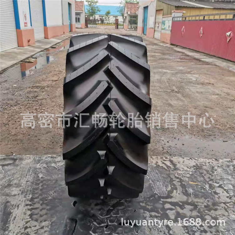 620/75R26 拖拉机轮胎 人字花纹 农用轮胎