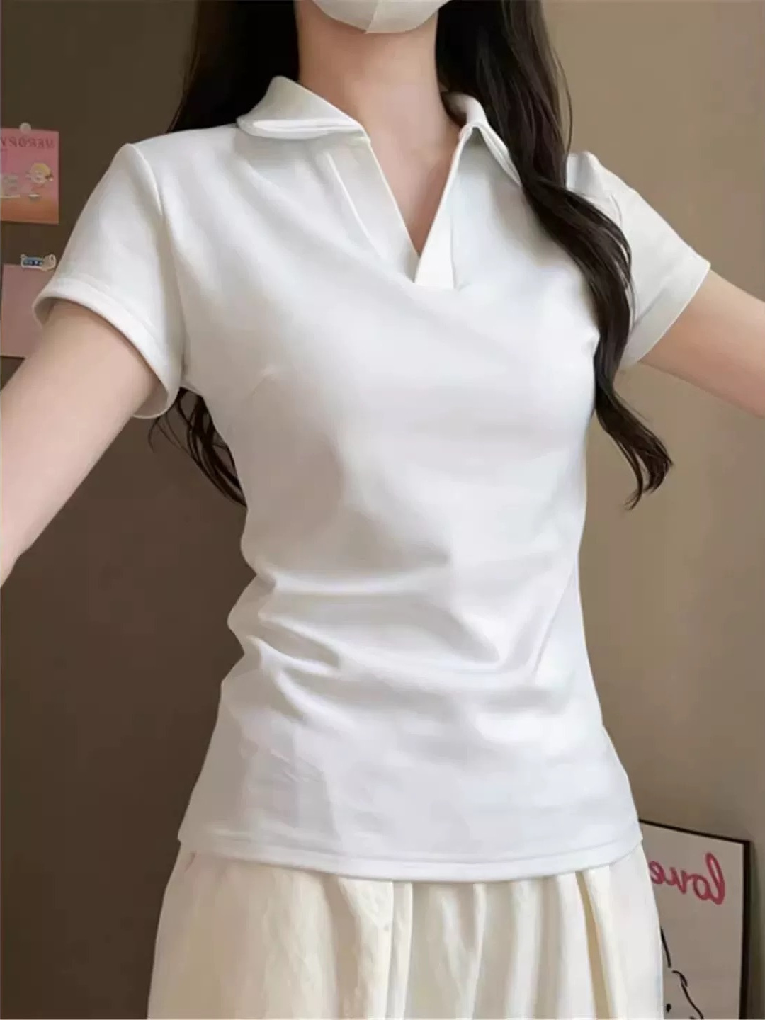 한국 스타일 도파민 블루 컬러의 여성용 반팔 티셔츠, 슬림핏 디자인, 허리를 잘록하게 잡아주는 슬리밍 효과의 폴로 셔츠 탑