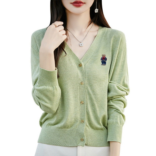 Wholesale knitted cardigan bear embroidered top autumn 24 new style lazy worsted long-sleeved V-neck sweater coat