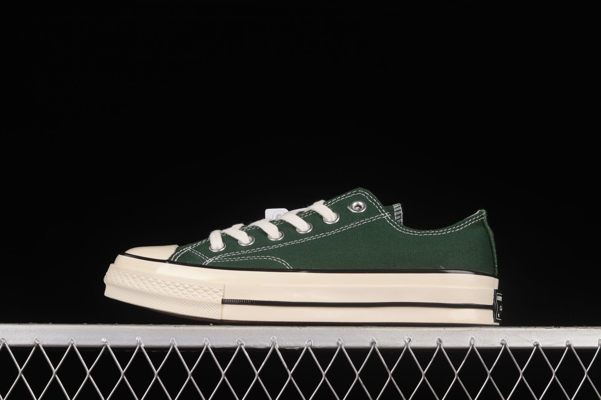 Dark green low