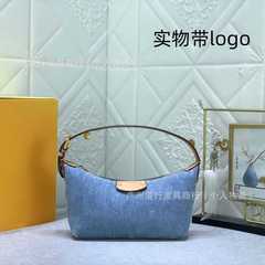新商品の老花丹寧デニムの弁当箱は肩の脇の下で手提げます。