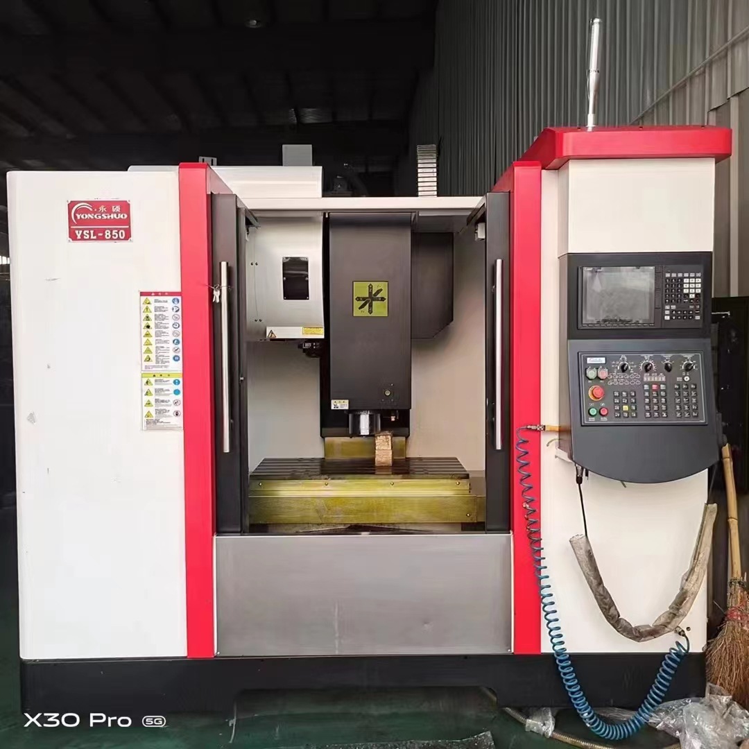 出售二手永硕850立式加工中心二手850立加