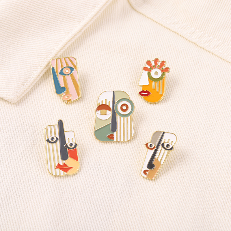 Gracioso Pin Máscara Aleación Esmalte Unisexo Broches display picture 4