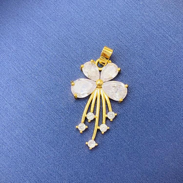 Tiktok Venta caliente colgante al por mayor auto-seleccionado 100 cobre colgante único con fuente de cadena de fábrica al por mayor sin cadena