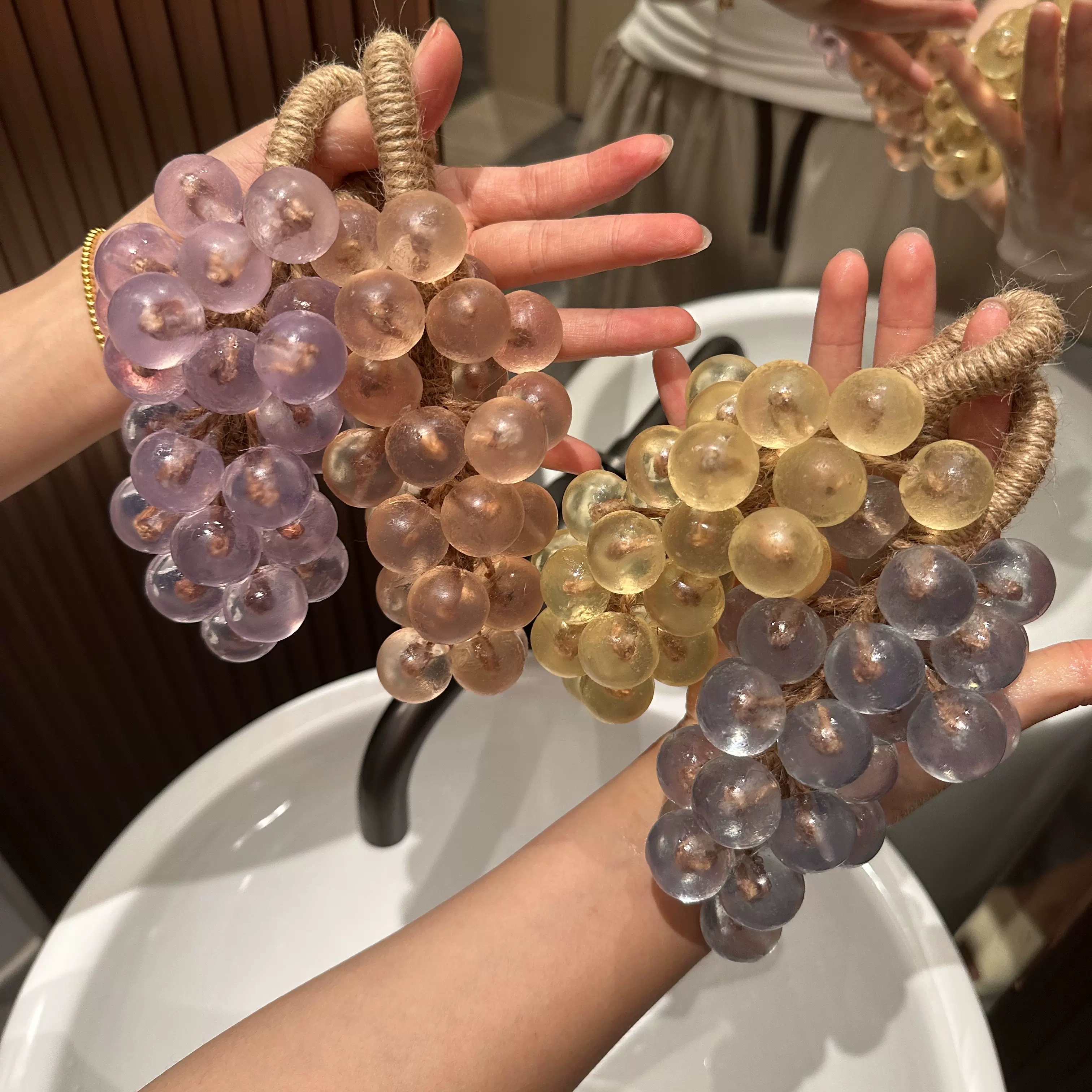 跨境水晶葡萄香皂葡萄串手工皂精油皂洗澡洗手持久留香仿水果肥皂