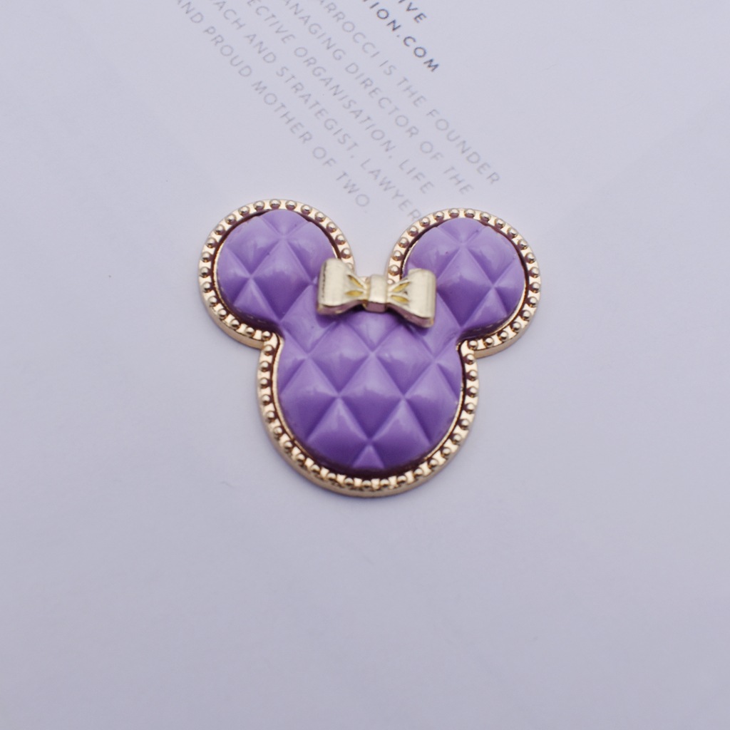 Muñeca de la historieta DIY accesorios de joyería pintura Mickey pajarita color caramelo teléfono móvil belleza material agujero zapatos