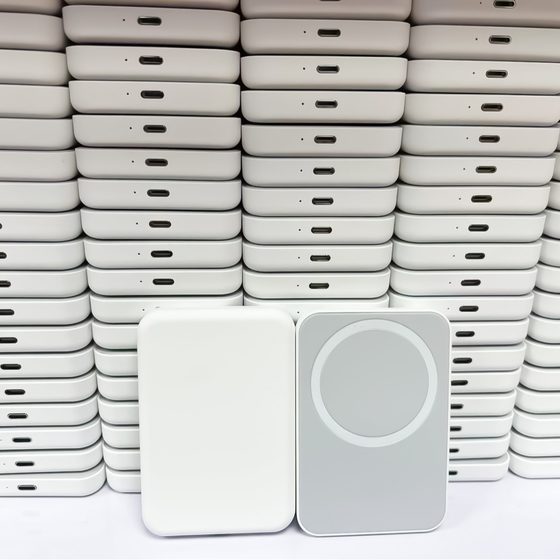Suitable for Apple Magnetic Wireless Mobile Power Charging Treasure Suitable for magsafe Wireless Charging Treasure 5000mAh