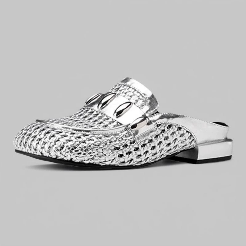 Сенсуальные тапочки для женщин, летняя обувь 2025, новые модные тапочки на толстой подошве в стиле феи для отдыха на море и пляжа.