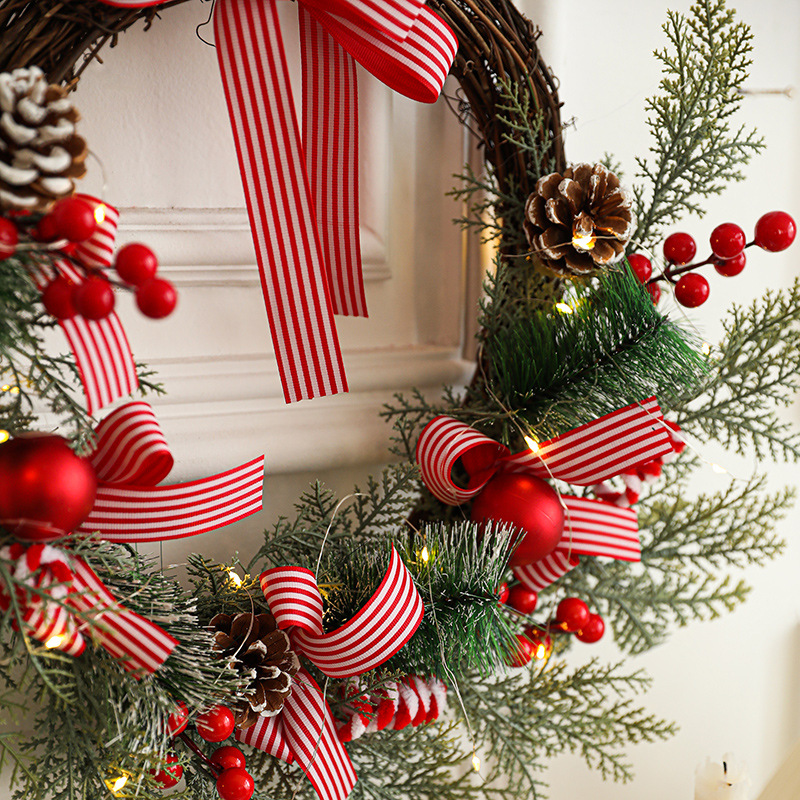 Navidad de madera arco de guirnaldas de pino rojo trenzado caña atmósfera decoración de ventanas de Navidad colgante de puerta