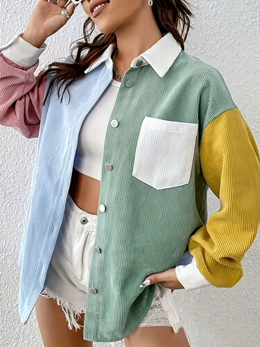 European and American style corduroy coat is a must-have for European and American girls in wardrobes. It becomes fashionable and becomes fashionable. ICON casual and all-match.