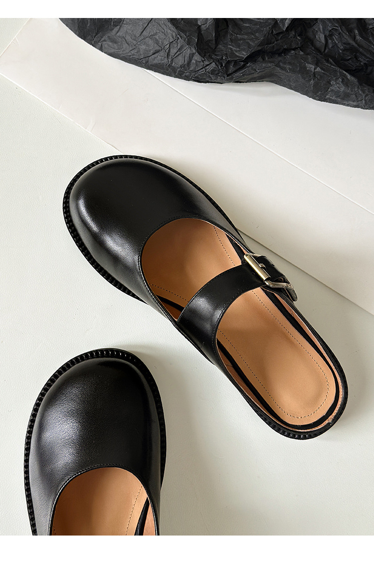 Dép sandal nữ da bò mũi trùm đế bằng, quai chéo chạm trổ cổ điển — đen chi tiết 25