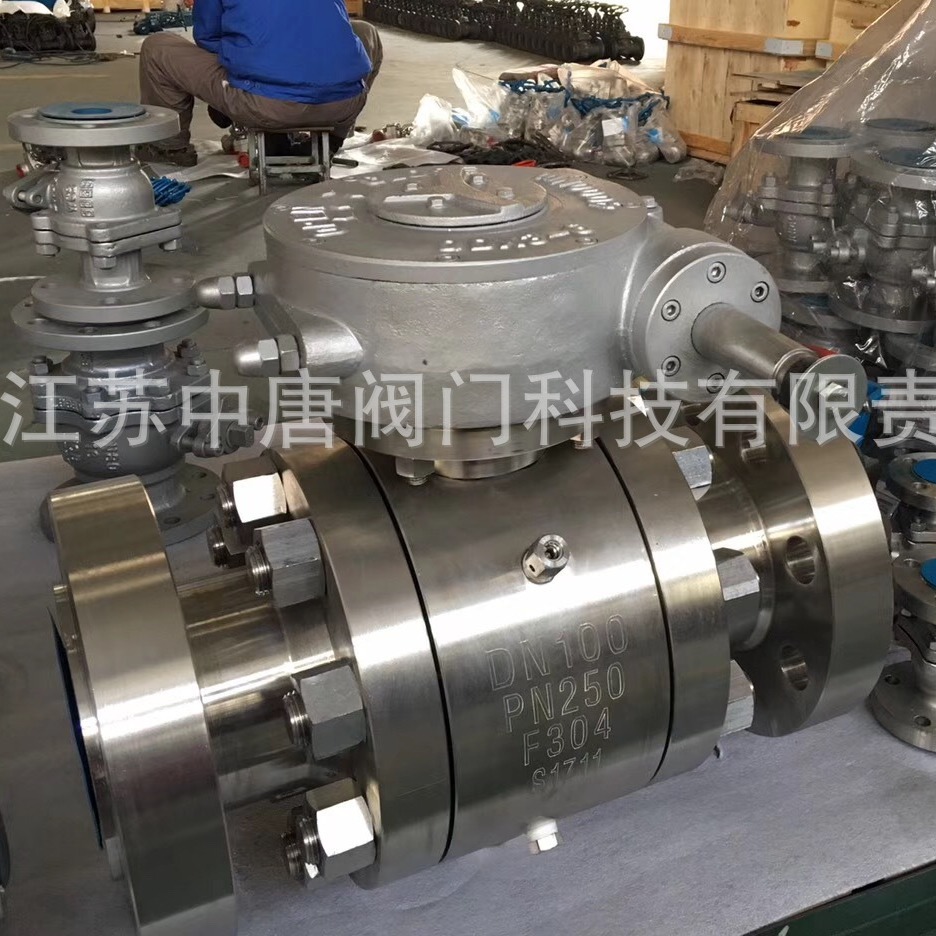 Q341F-250P高压锻造法兰4球阀 F304/F316锻打球阀 高压锻造球阀