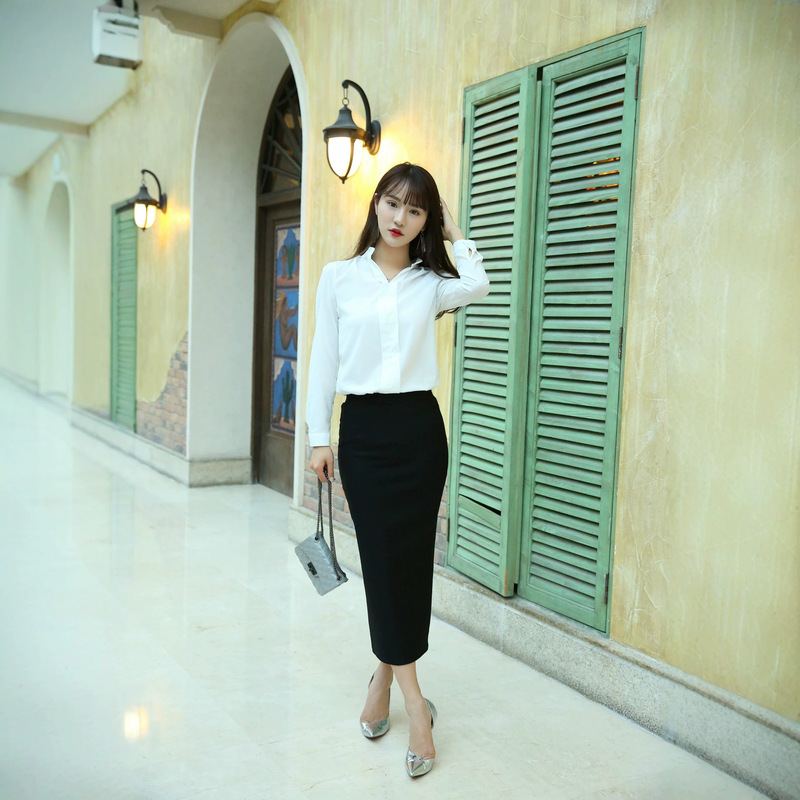 Winter Slim-Fit Long Skirt, A-Line Hip-Hugging Skirt, Knitted Thickened Pencil Skirt with Slit Winter Slim-Fit Long Skirt, A-Line Hip-Hugging Skirt, Knitted Thickened Pencil Skirt with Slit