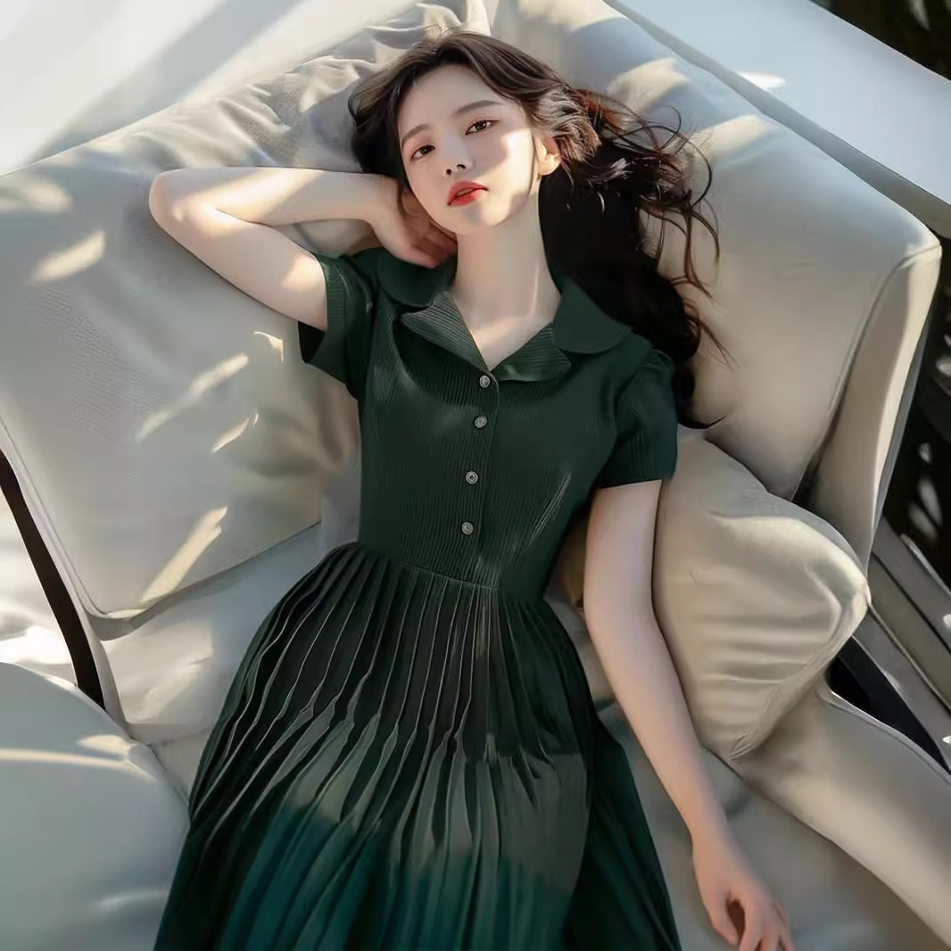 Đầm liền kiểu áo sơ mi xanh lá cây vai chính tinh tế dáng dài khí chất Pháp — Màu xanh lá