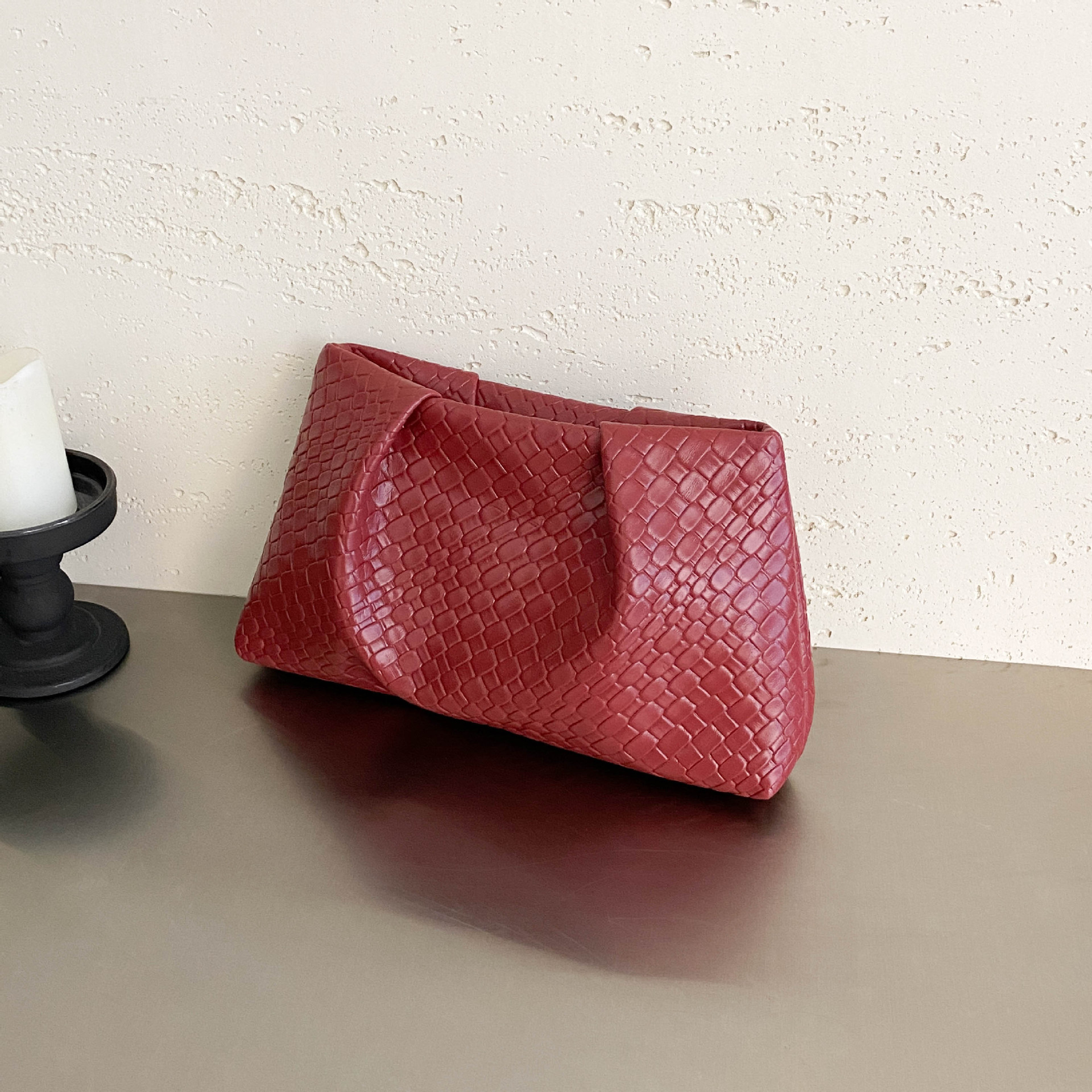 Bolso de mujer de diseño original de propiedad intelectual de la piratería debe ser investigado en relieve transfronterizo bolso pliegue de serpiente bolso de mano bolso de mujer