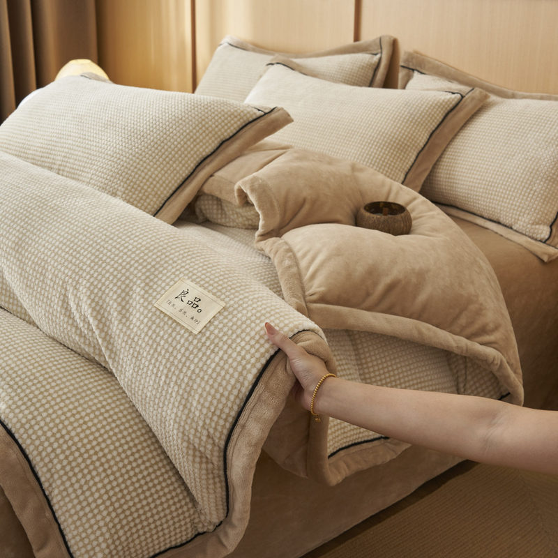 Winter Single-Sided Fleece Milk Velvet Duvet Cover, Single Piece with Added Fleece, Coral Flannel Surface, One Side Fleece and One Side Cotton, Single Duvet Cover 4 Winter Single-Sided Fleece Milk Velvet Duvet Cover, Single Piece with Added Fleece, Coral Flannel Surface, One Side Fleece and One Side Cotton, Single Duvet Cover 4
