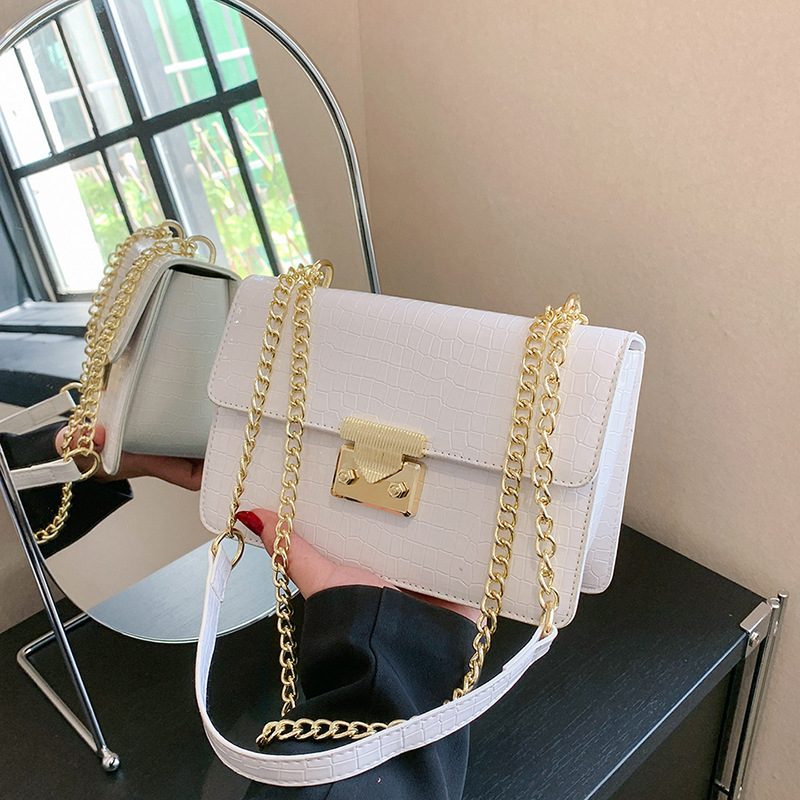 European and American 2023 new small square bag for women, high-end fashion and leisure, new portable one-shoulder cross-body three-dimensional square_voghion.com