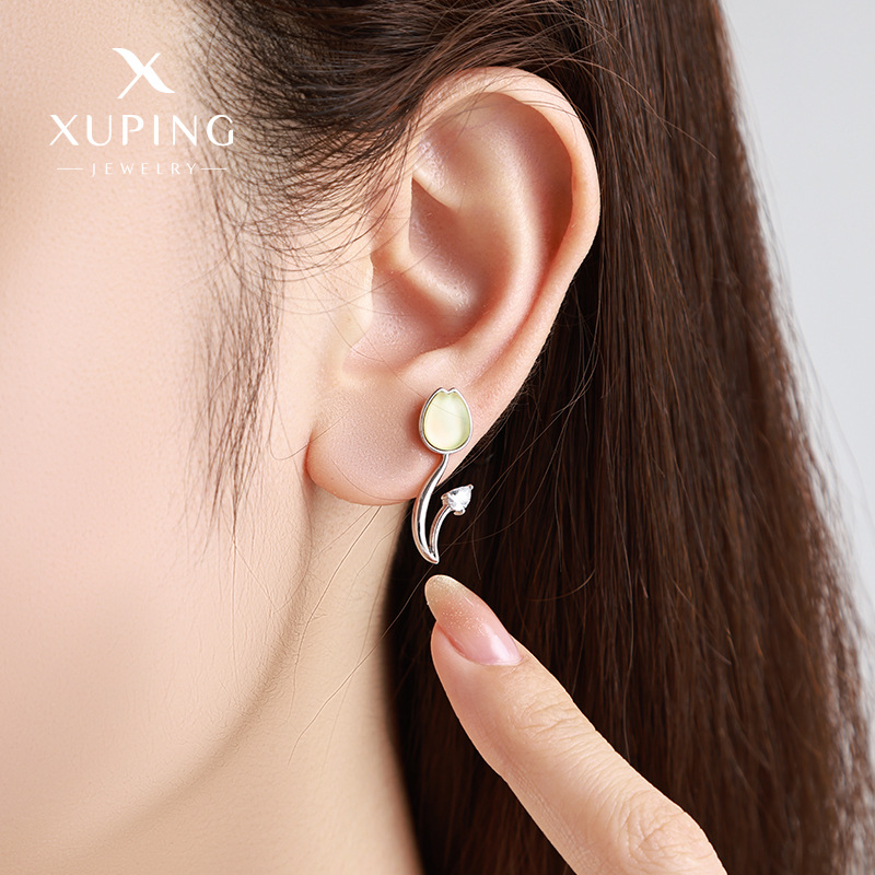 Xuping nuevo estilo pequeño diseño de nicho de auriculares de tulipanes de moda temperamento frío viento de alto nivel de sensación de auriculares para mujeres