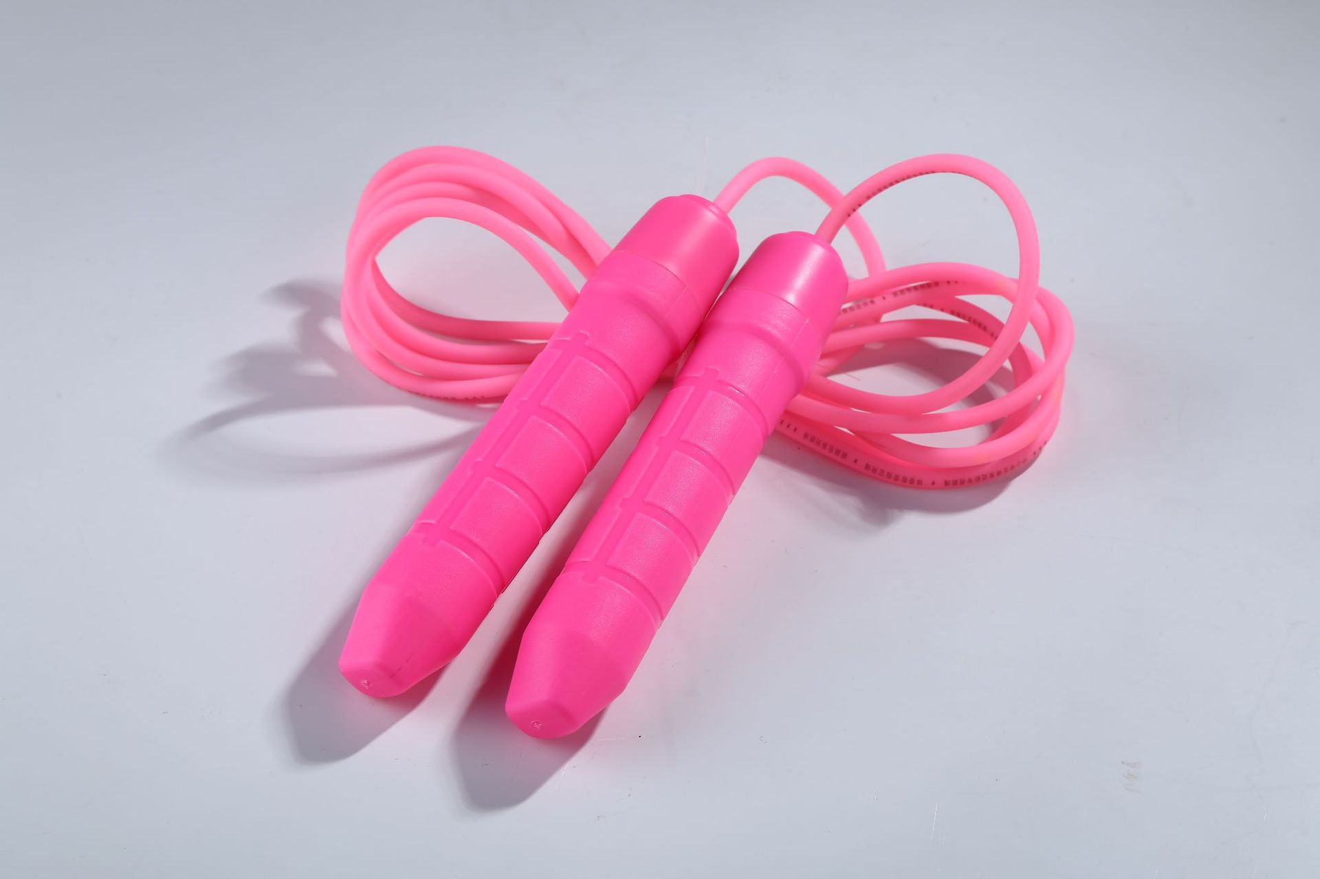 Cuerda de saltar con peso para quemar grasa del fabricante, para estudiantes y adultos, cuerda de velocidad para deportes y fitness, cuerda de saltar ajustable con rodamientos para uso transfronterizo.