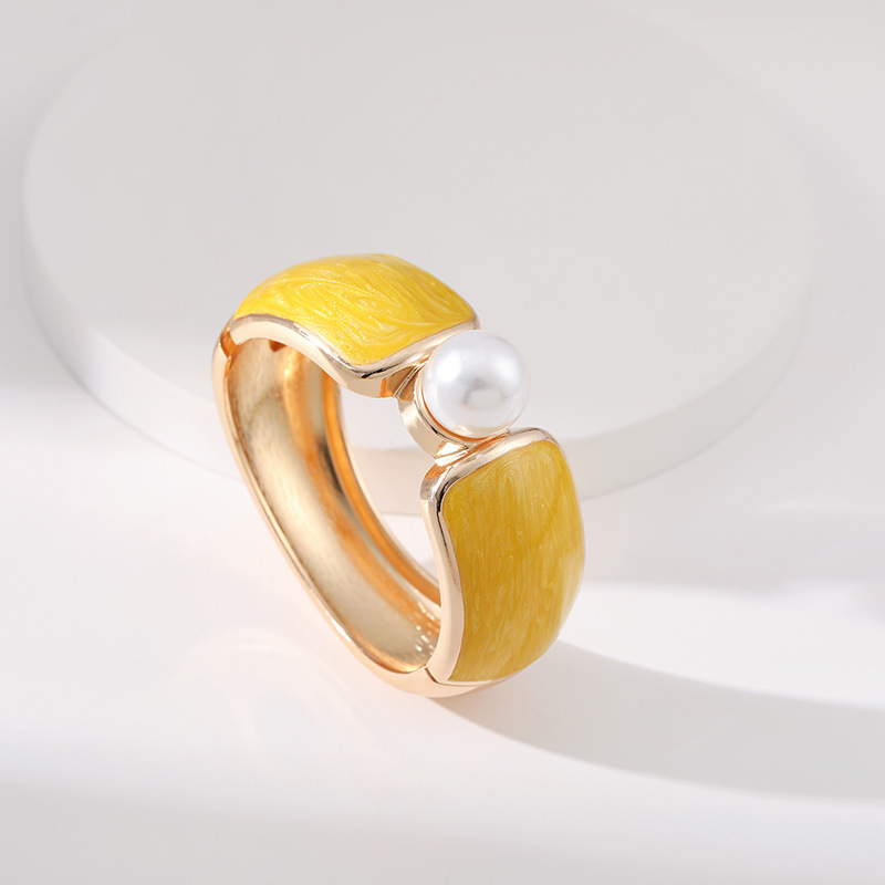 56g Weight Bangle Classification Alloy Chain Material 1 Piece Quantity Daily, Street Occasion Alloy Material Geometric Pattern All Seasons Season Women's Gender Plating Design Vintage Style, Classic Style Style Vintage Style Classic Style Geometric Alloy Bangles Wholesale 10