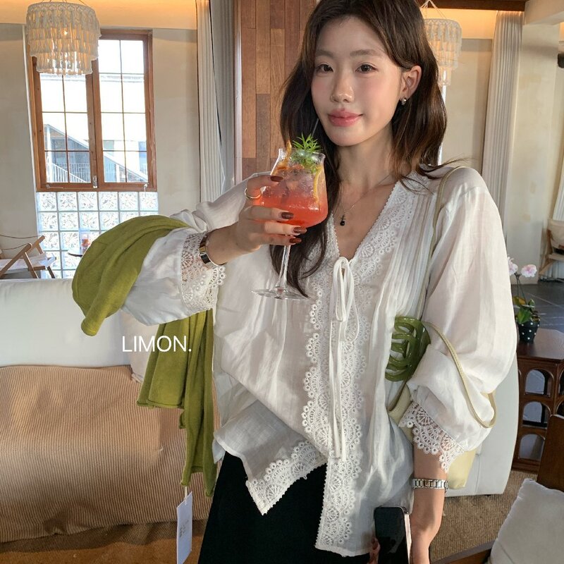 THE LEMON Lemon Green Tea 2026 Autumn Lace Trim Shirt for Women V-neck Tie Design Stylish Top THE LEMON Lemon Green Tea 2026 Autumn Lace Trim Shirt for Women V-neck Tie Design Stylish Top