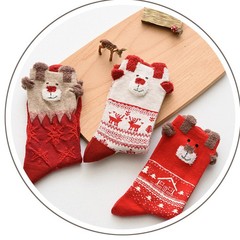 秋と冬の新しい女性の靴下クリスマスヘラジカ立体ミッドチューブ女性の靴下日本製女性の綿の靴下卸売