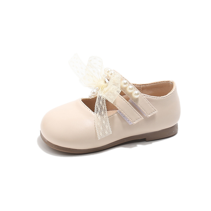 Zapatos de princesa de niñas 2026 primavera y otoño nuevos zapatos de cuero de perlas de arco de niñas zapatos de baile de niños