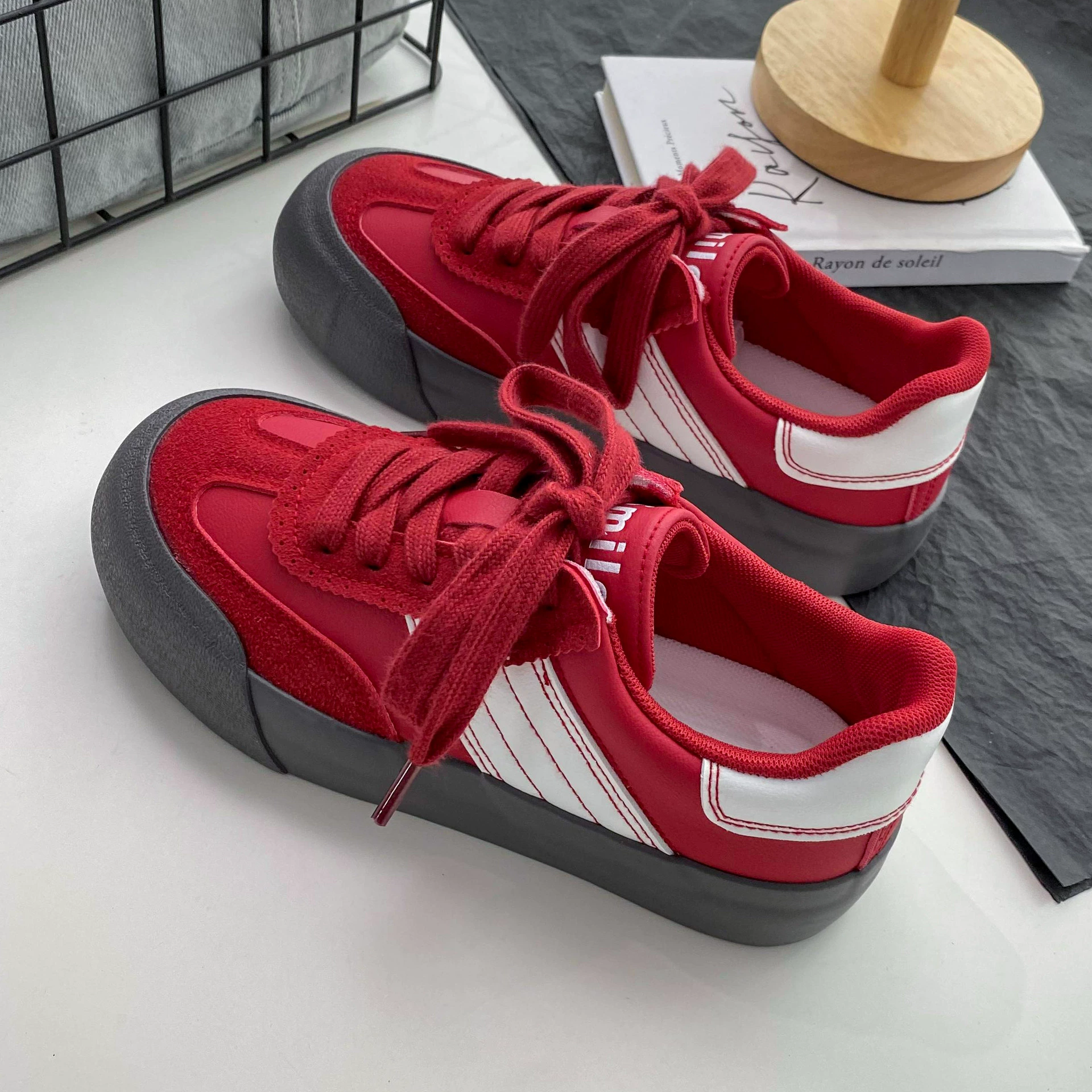 Tide, red skateboard for students, 2023