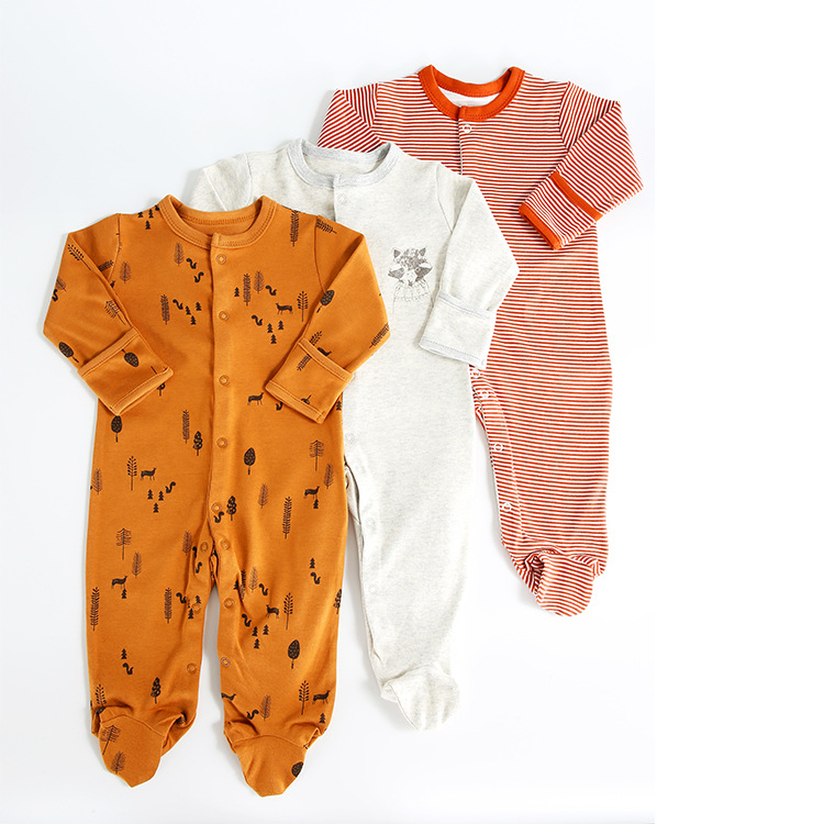 外国貿易の子供服春秋タイプの赤ちゃんのワンピースの長袖は足を包んでパジャマの新入生の赤ちゃんのプレゼントの箱を登ります。